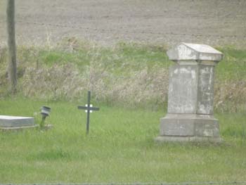ClovaCemetery-4